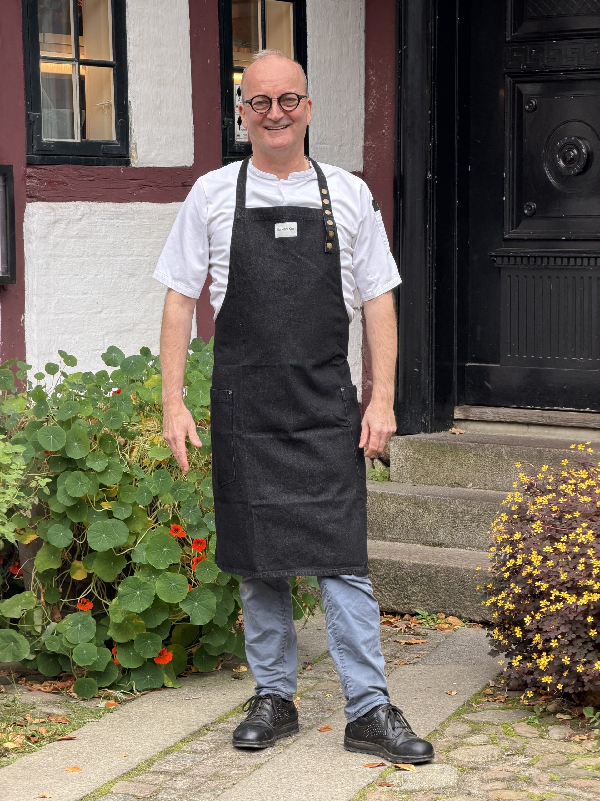 Sortebro kro forklæde